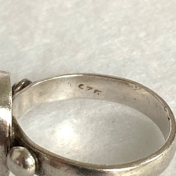 Sterling Silver 925 Blue Flash Oval Bezel Set Labradorite Feldspar Ring Sz 6.25 - Picture 9 of 16